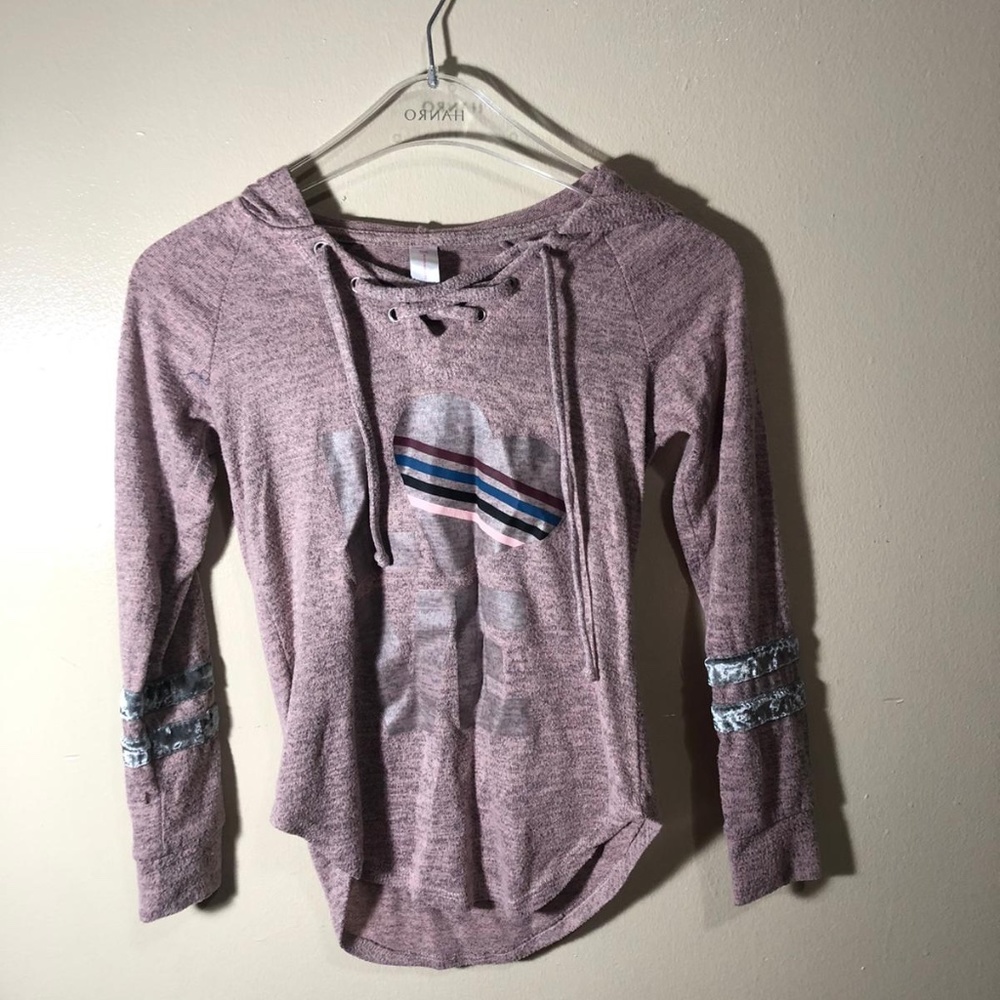 Pink fit sweater